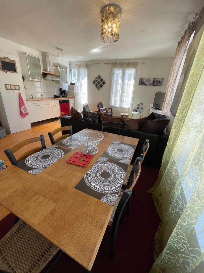Duplex Apartamento Beaumont-sur-Sarthe Exterior foto